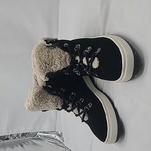 Blondo Shylo Waterproof Suede Faux Sherpa Lace Up Booties 7.5